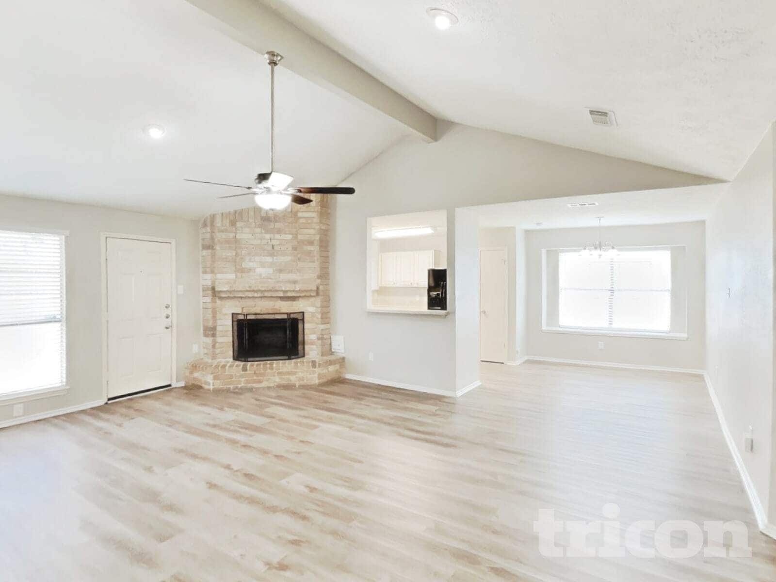 Building Photo - 21402 Golden Dove Dr