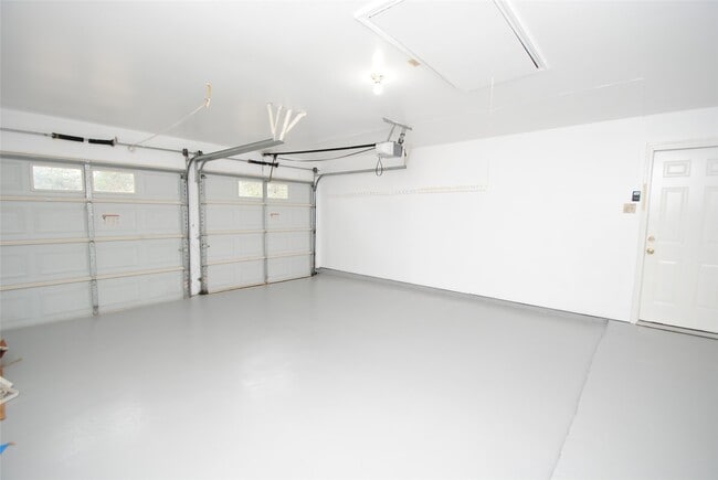 Building Photo - 16311 La Luna Dr