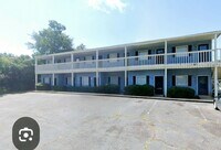 Building Photo - Eagle Lake & Golf Community - Long Term Rental