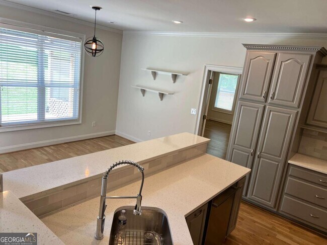 Building Photo - 194 Sweetwater Rdg