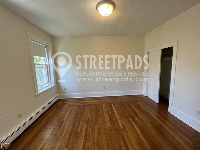 Building Photo - 1 bedroom in Brookline MA 02446
