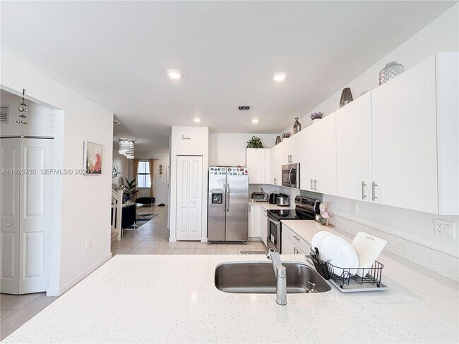 Building Photo - 11962 SW 247th Ter