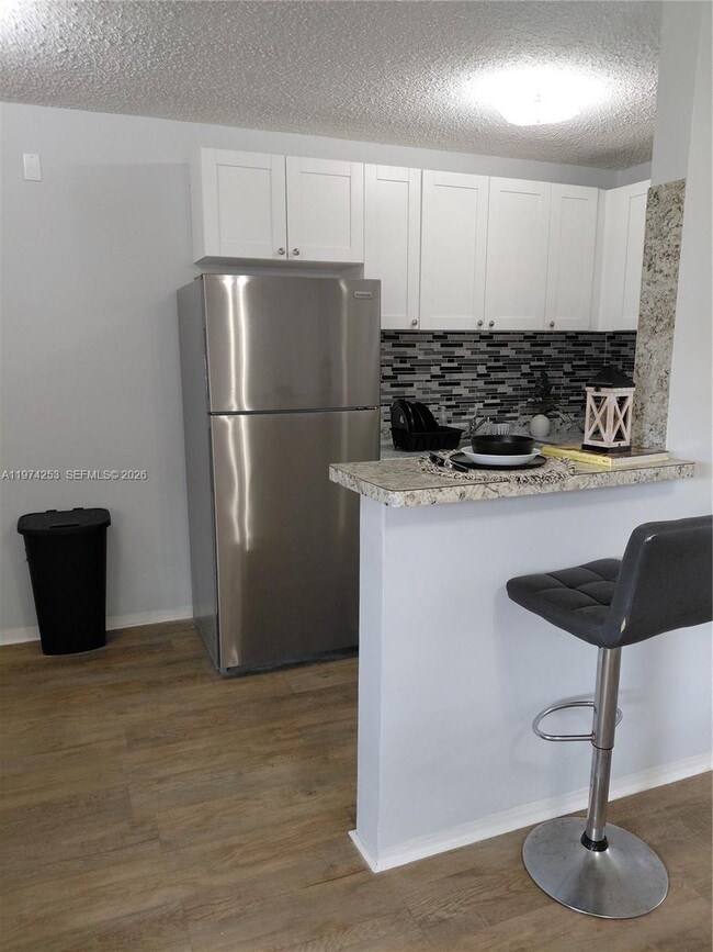 Building Photo - 1431 SW 24th Ct