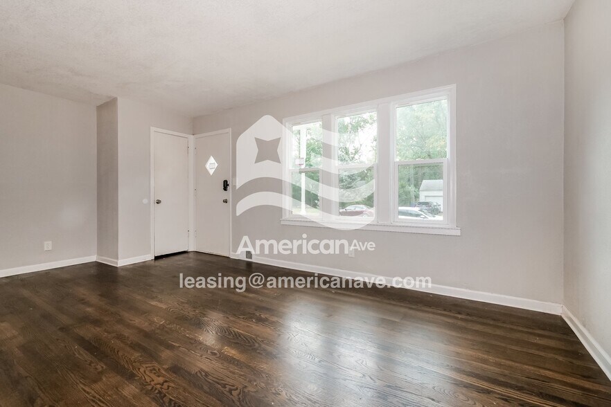 Building Photo - 11500 W 69th Terrace