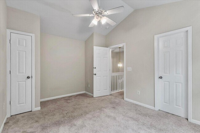 Building Photo - Bright, Spacious, and Ideally Located in t...