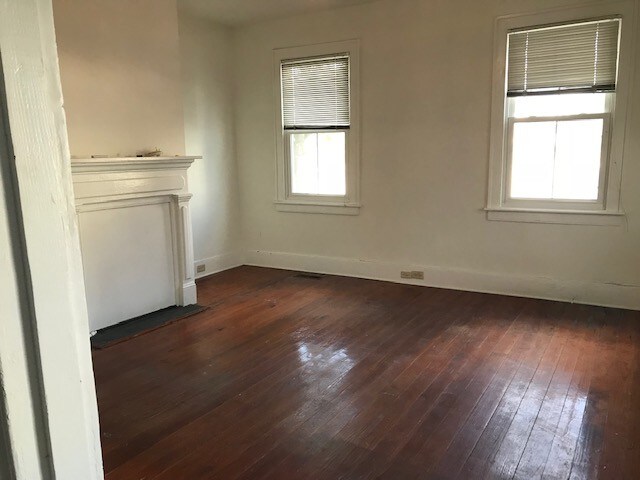 Building Photo - 73 Ashe St
