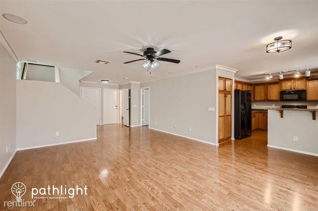 Building Photo - 4 br, 2 bath House - 22264 W Desert Bloom ...