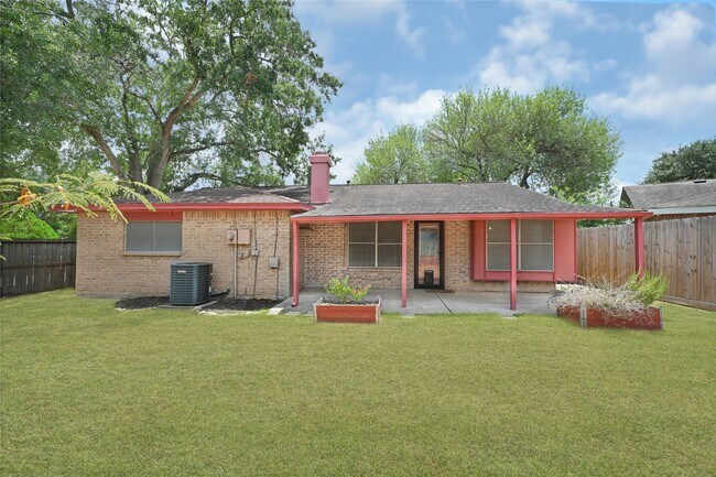 Building Photo - 24102 Pepperrell Pl St