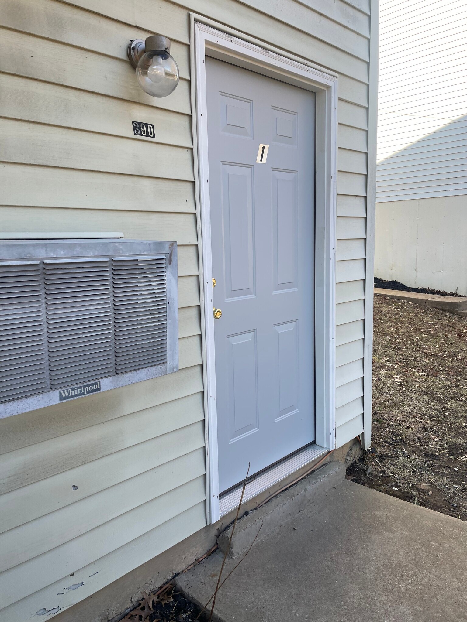 Building Photo - 398 Pinetree Ridge Ln