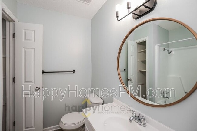 Building Photo - 1721 Boone Hall Dr