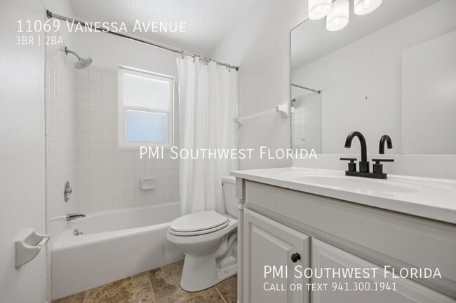 Building Photo - 11069 Vanessa Ave