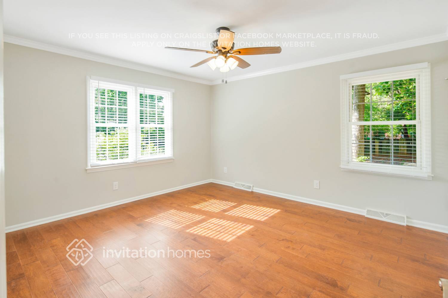 Building Photo - 929 Eaglewood Ave