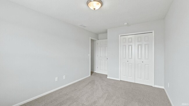 Building Photo - 422 Heyford Ct