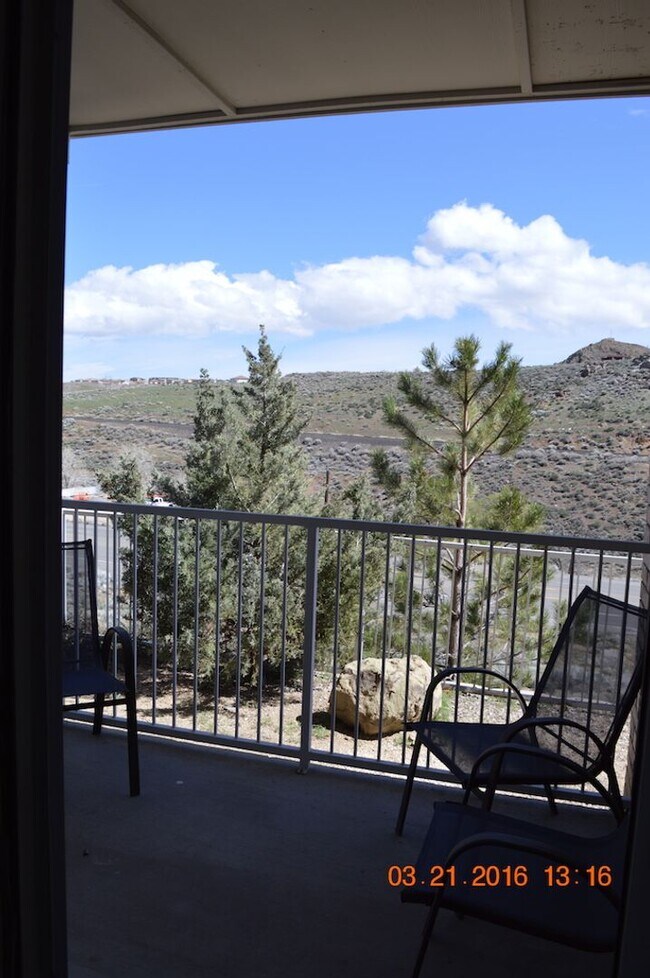 Building Photo - 4 Bedroom, 4 Bathrooms at The Edge at Reno