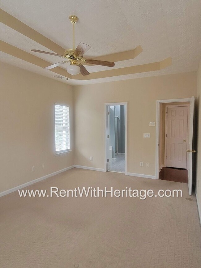 Building Photo - WOW!!...GORGEOUS HOME/HARDWOOD FLOORS/ UPGRADES GALLORE / SWIM - TENNIS