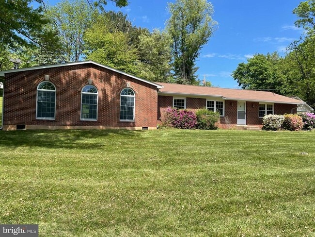Building Photo - 9552 Birmingham Dr