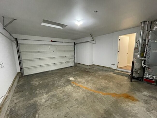 Building Photo - 17775 SW Corona Ln