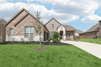 Building Photo - 1006 Foxhall Dr