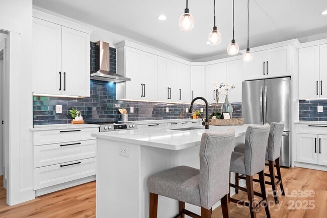 Building Photo - 106 Arbor Dr