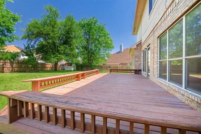 Building Photo - 12616 Pony Ln