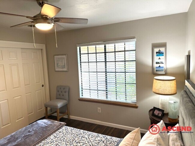 Building Photo - FULLY FURNISHED, Beautiful Home Located In...