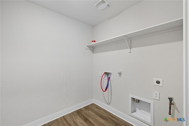 Building Photo - 1308 Parkwood