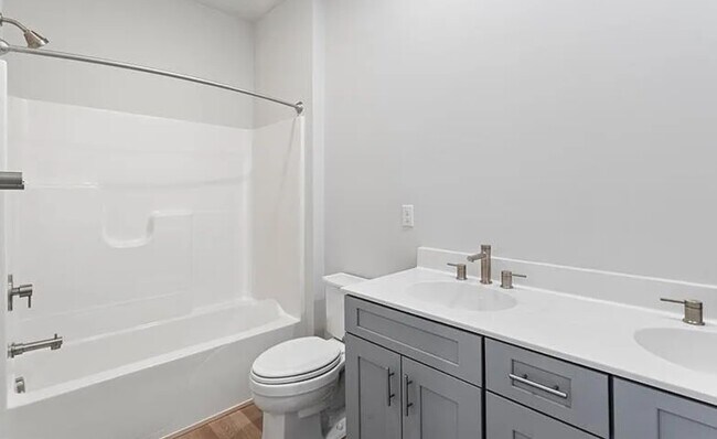 Building Photo - 405 Cranford Way