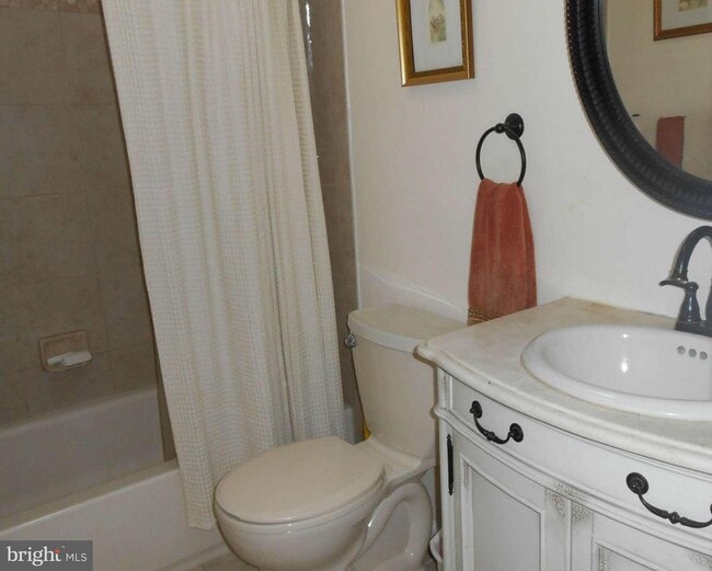 Building Photo - 9817 Pebble Weigh Ct