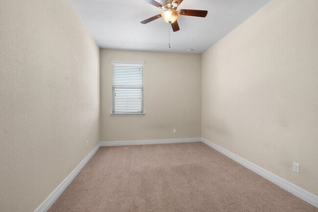 Building Photo - 4-Bedroom Home in Rancho Sienna for Rent