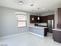 Building Photo - 8984 Madrid Cir