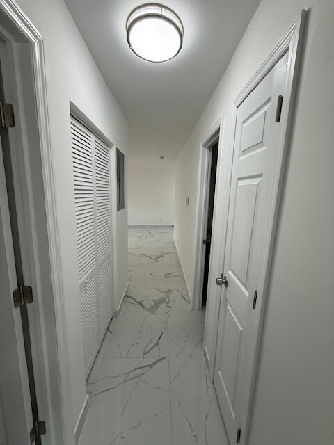 Building Photo - 5962