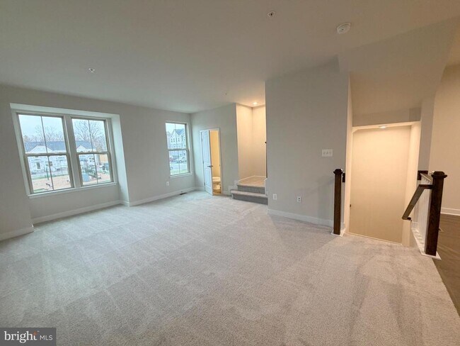 Building Photo - 9331 Klamath Ct