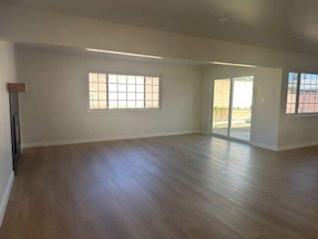 Building Photo - Newly remodeled three bedroom two bath.