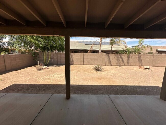 Building Photo - 4792 28th Ln