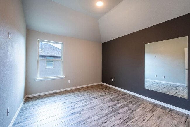 Building Photo - 815 Sunbeam Creek Ct