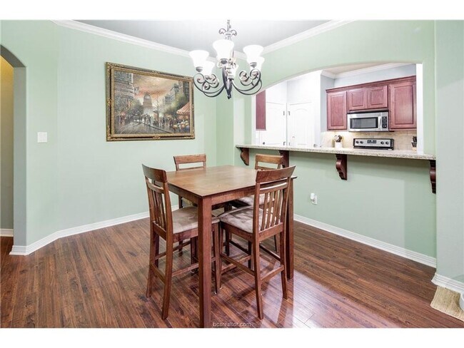 Building Photo - August 2025 Move In! Beautiful 3 Bed, 3.5 ...