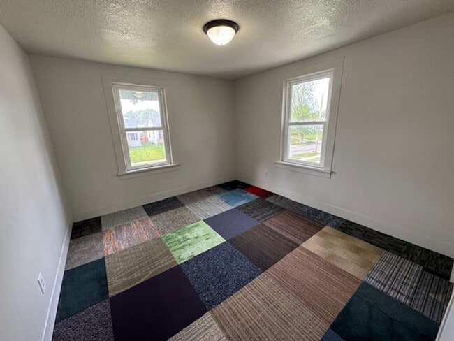 Building Photo - 3515 Felician St