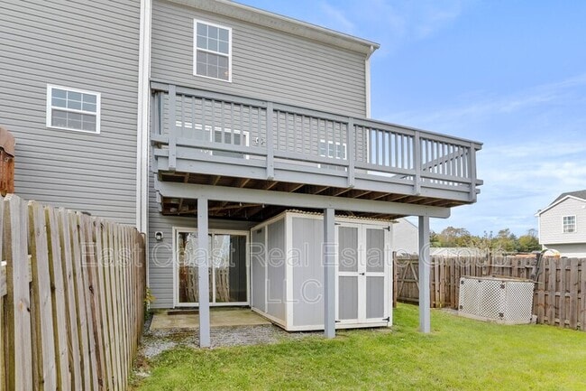 Building Photo - 38 Envy Ct