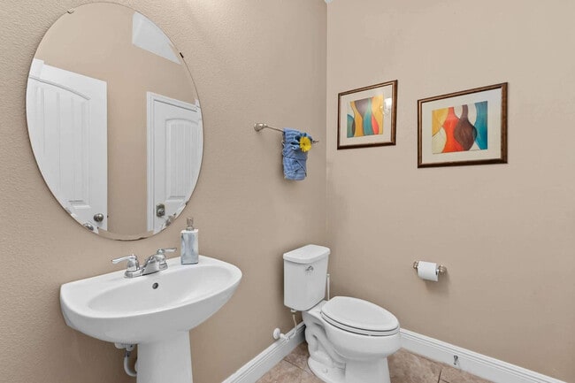 Building Photo - 4313 Acorn Ct