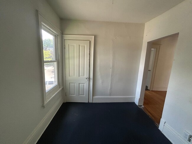 Building Photo - 120 S Blair St