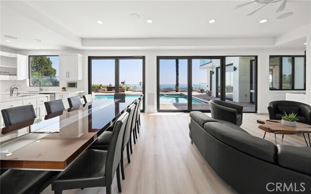 Building Photo - 7930 Vulcan Dr