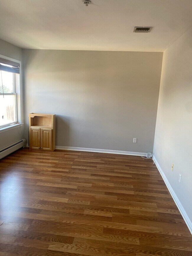 Building Photo - 6720 MADISON St