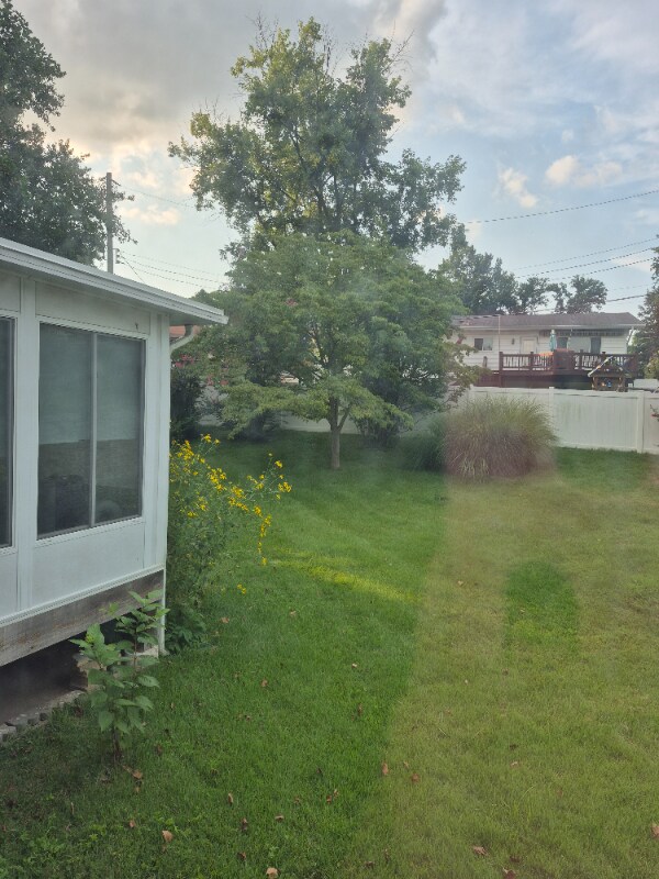 Building Photo - 9663 Yorkshire Estates Dr