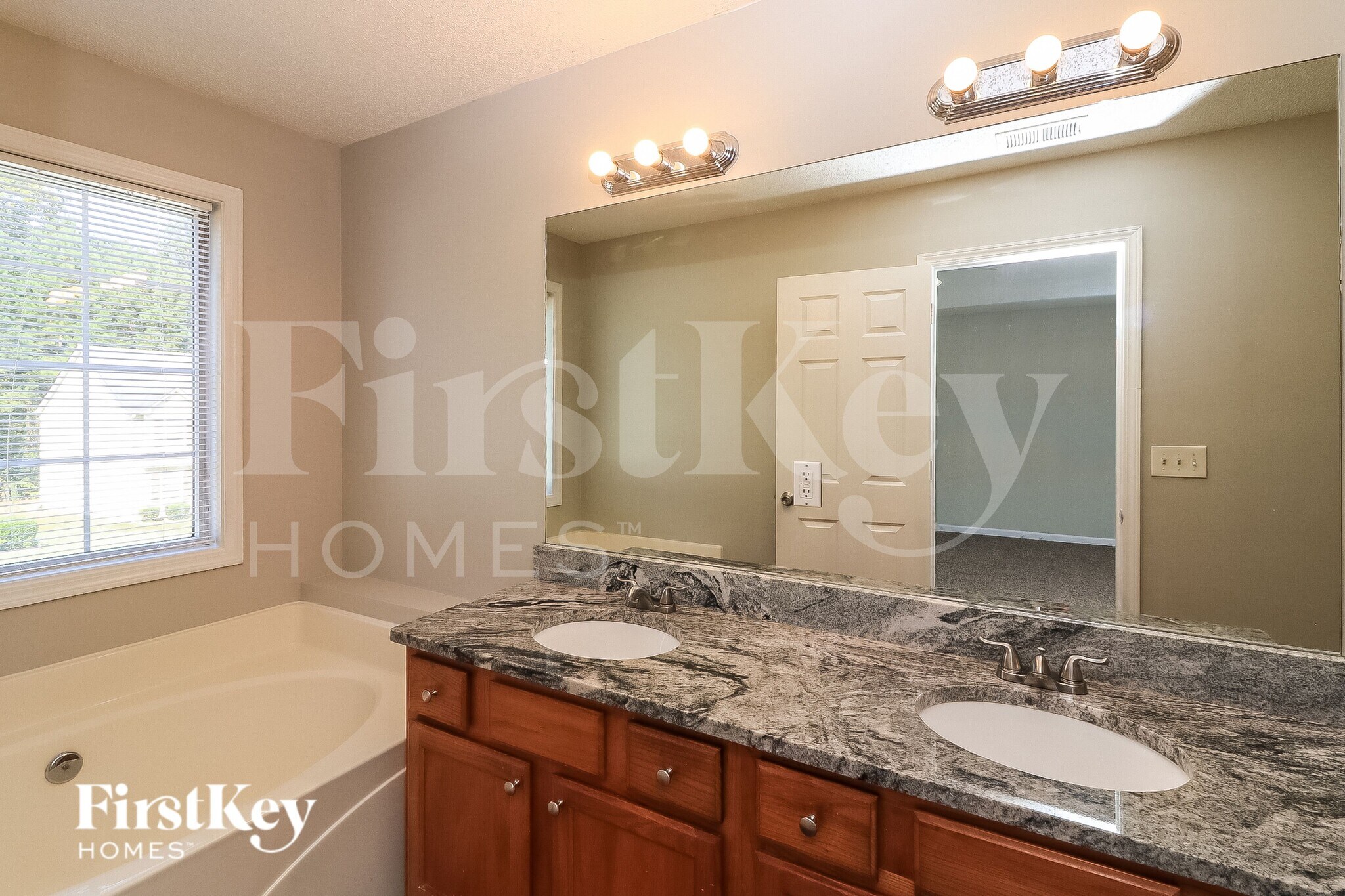 Building Photo - 5955 Water Oaks Dr