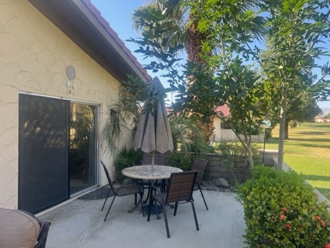 Building Photo - 3 Bed / 2 Bath House at INDIAN PALMS CC** ...