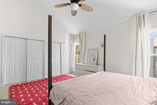 Building Photo - 6515 River Tweed Ln