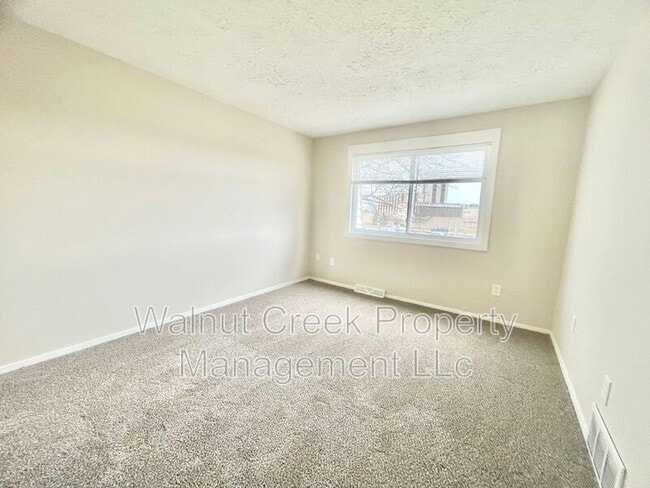 Building Photo - 5520 Beavercrest Dr