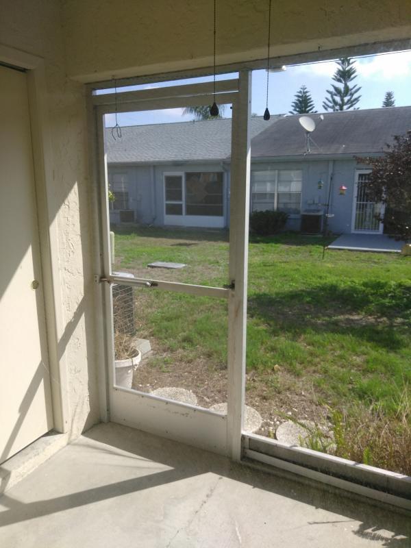 Building Photo - 2932 Bradley Ct