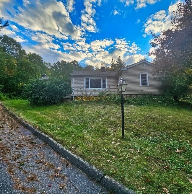 58 Henshaw St 58 Henshaw St Leicester MA 01524 Apartment Finder