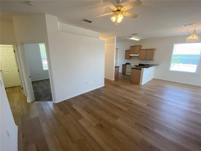 Building Photo - 414 Ryans Ridge Ave